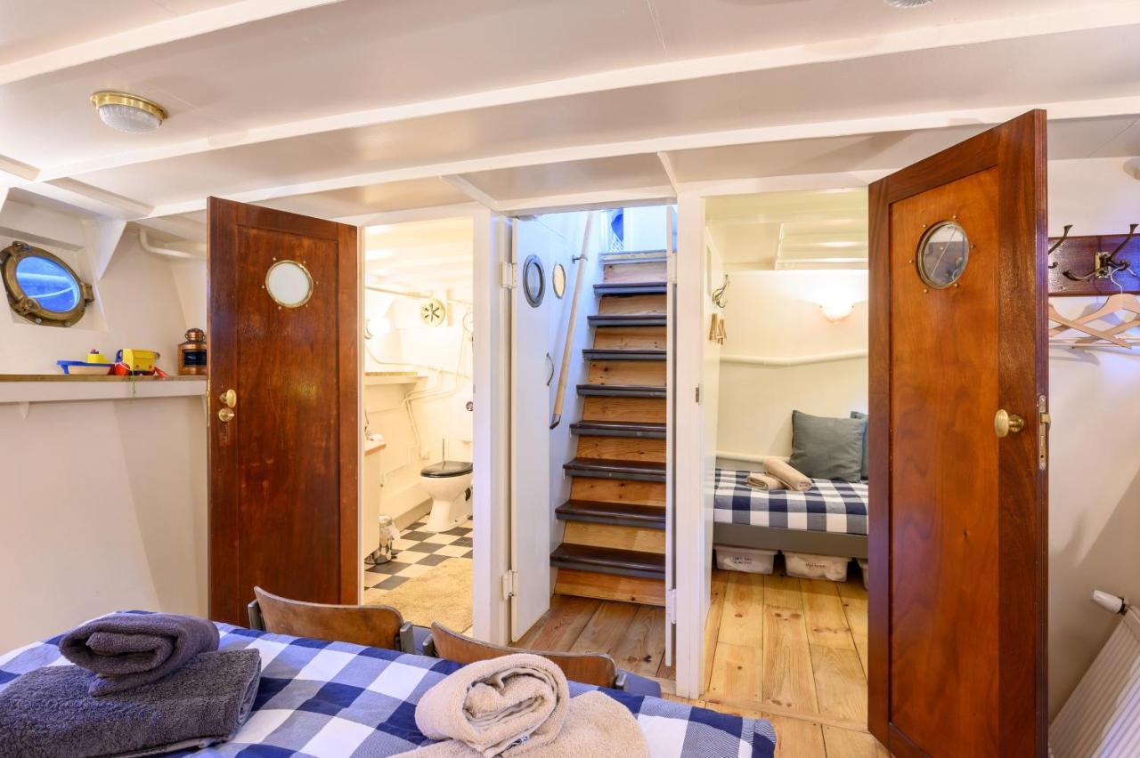 Boatapartment Animathor On Top Location Rotterdam Esterno foto