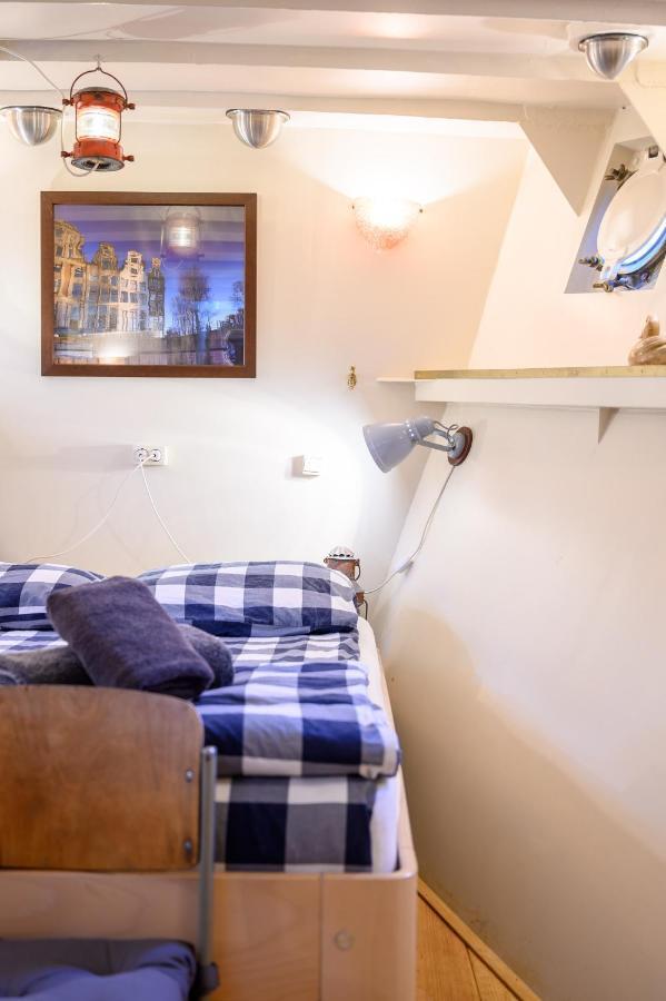 Boatapartment Animathor On Top Location Rotterdam Esterno foto